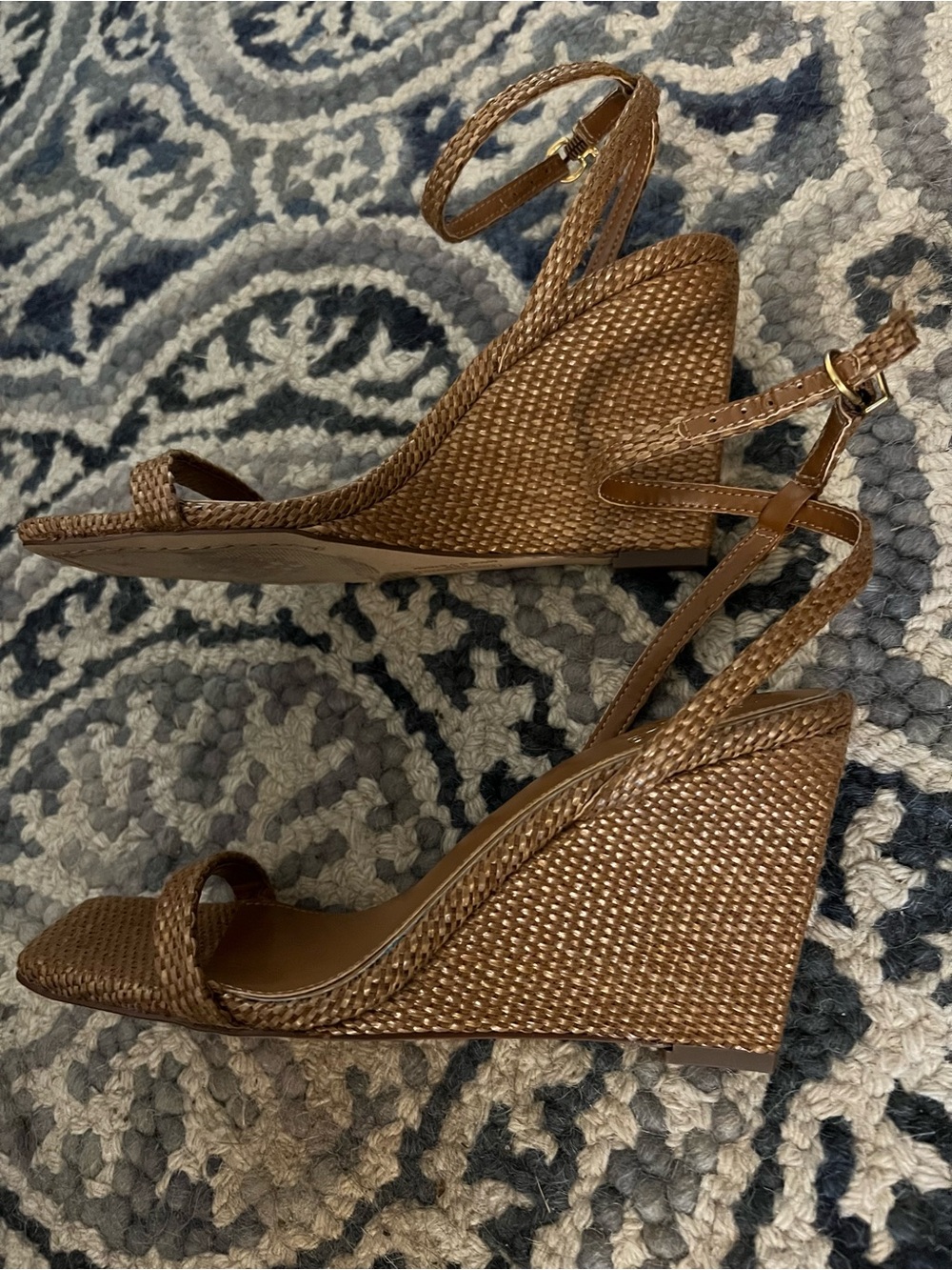 Vince Camuto Wedge sandal size 6.5 - Picture 5 of 8